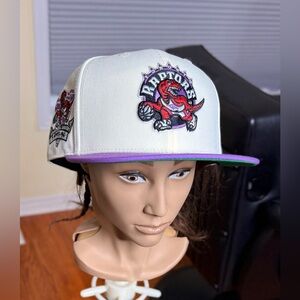 Gorgeous Toronto Raptors Cap !!!